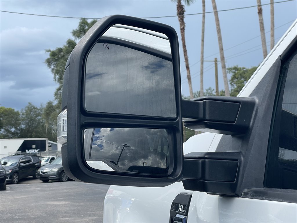 2023 Ford F-350 - $43,999