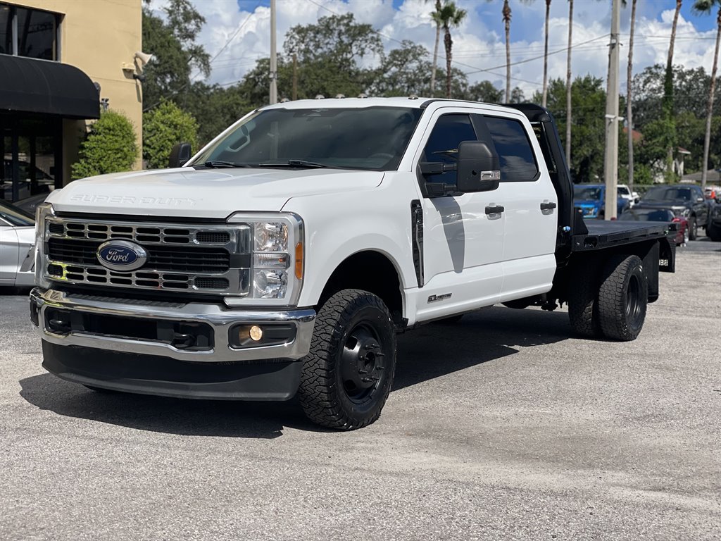 2023 Ford F-350 - $43,999