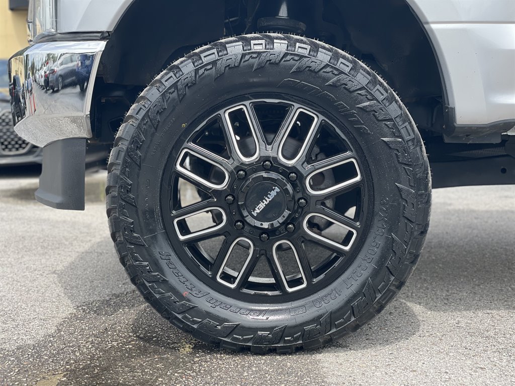 2020 Ford F-350 - $39,999