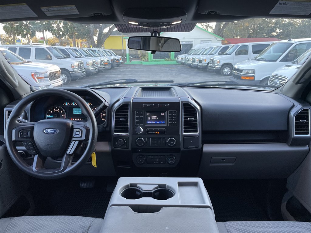2016 Ford F150 XLT photo