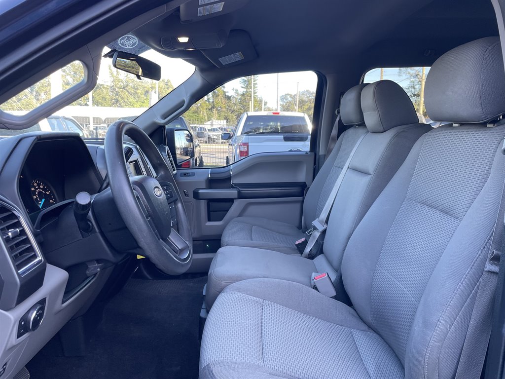 2016 Ford F150 XLT photo
