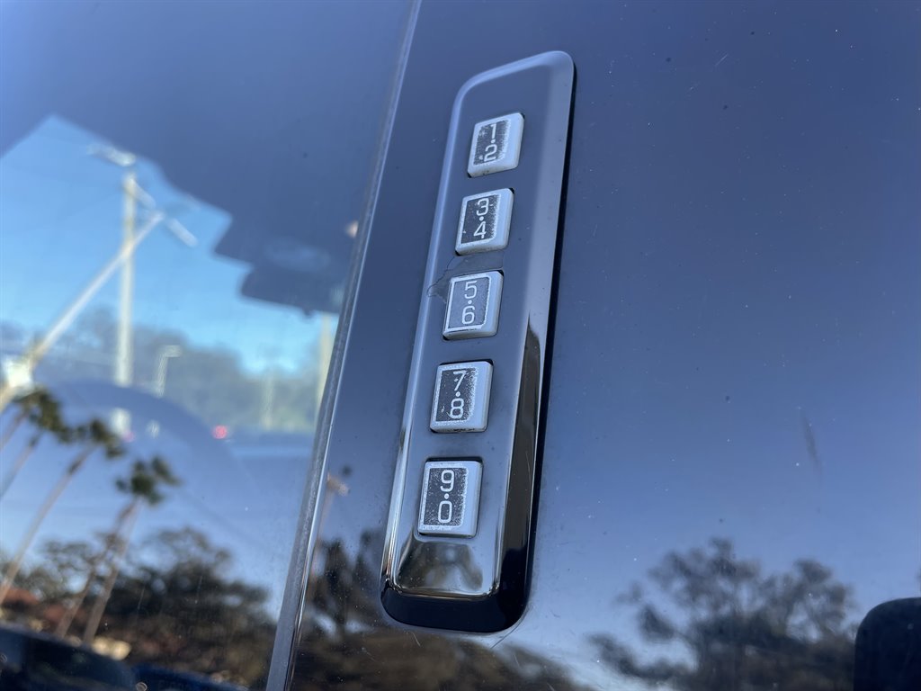 2016 Ford F150 XLT photo