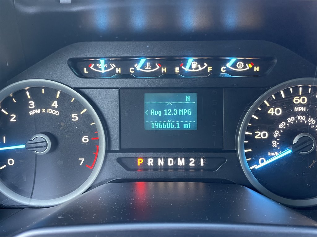 2016 Ford F150 XLT photo