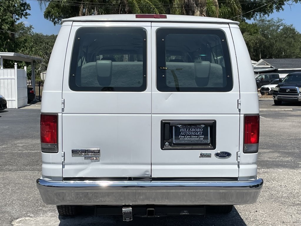 2009 Ford E-350 - $5,999