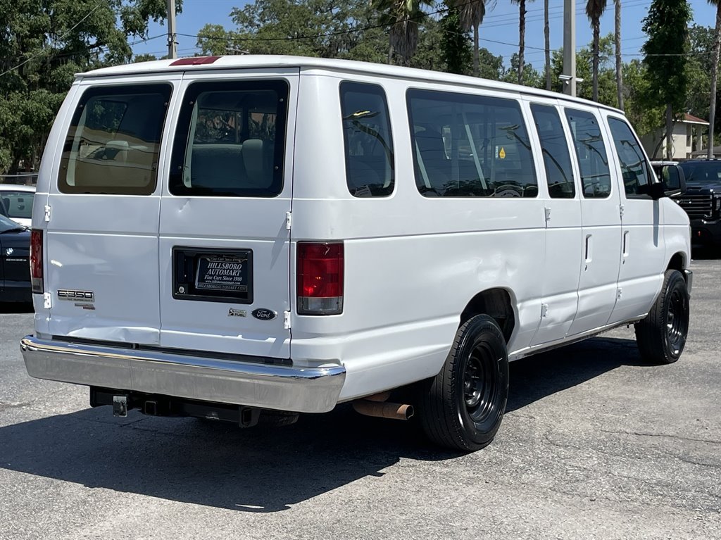 2009 Ford E-350 - $5,999