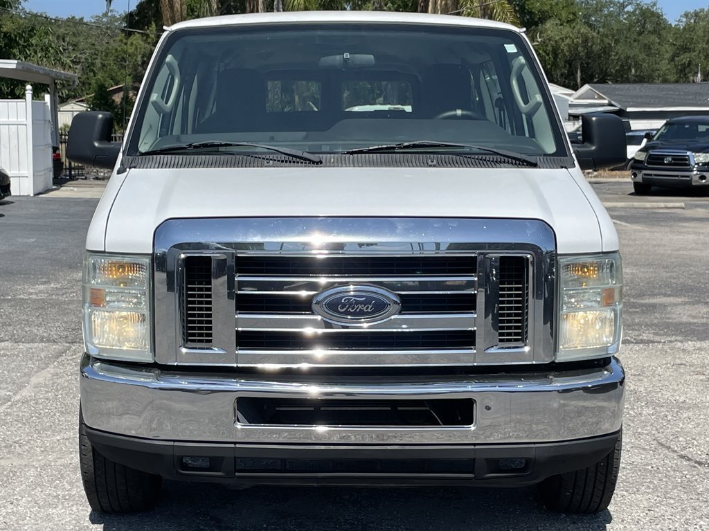 2009 Ford E-350 - $5,999