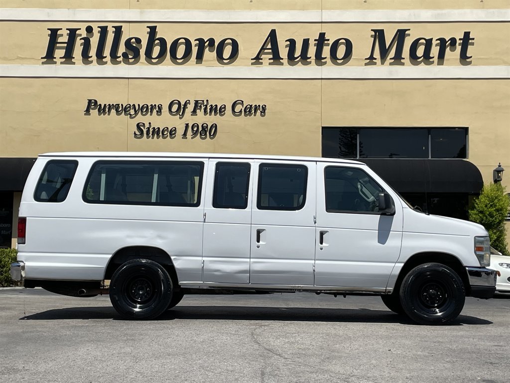 2009 Ford E-350 - $5,999