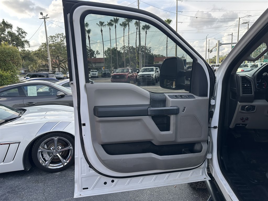 2019 Ford F250 - $28,999