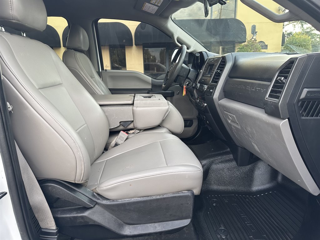2019 Ford F250 - $28,999