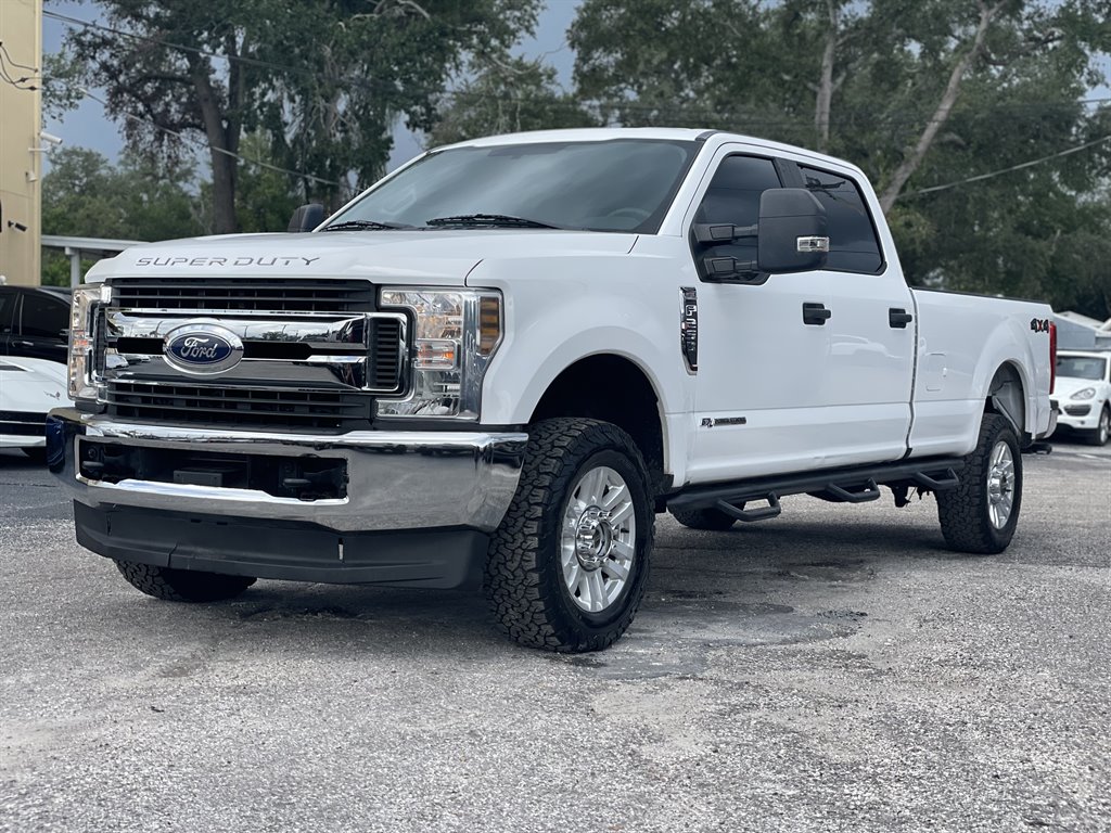 2019 Ford F250 - $28,999