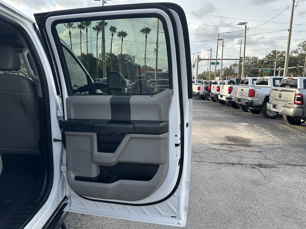 2019 Ford F250 - $28,999
