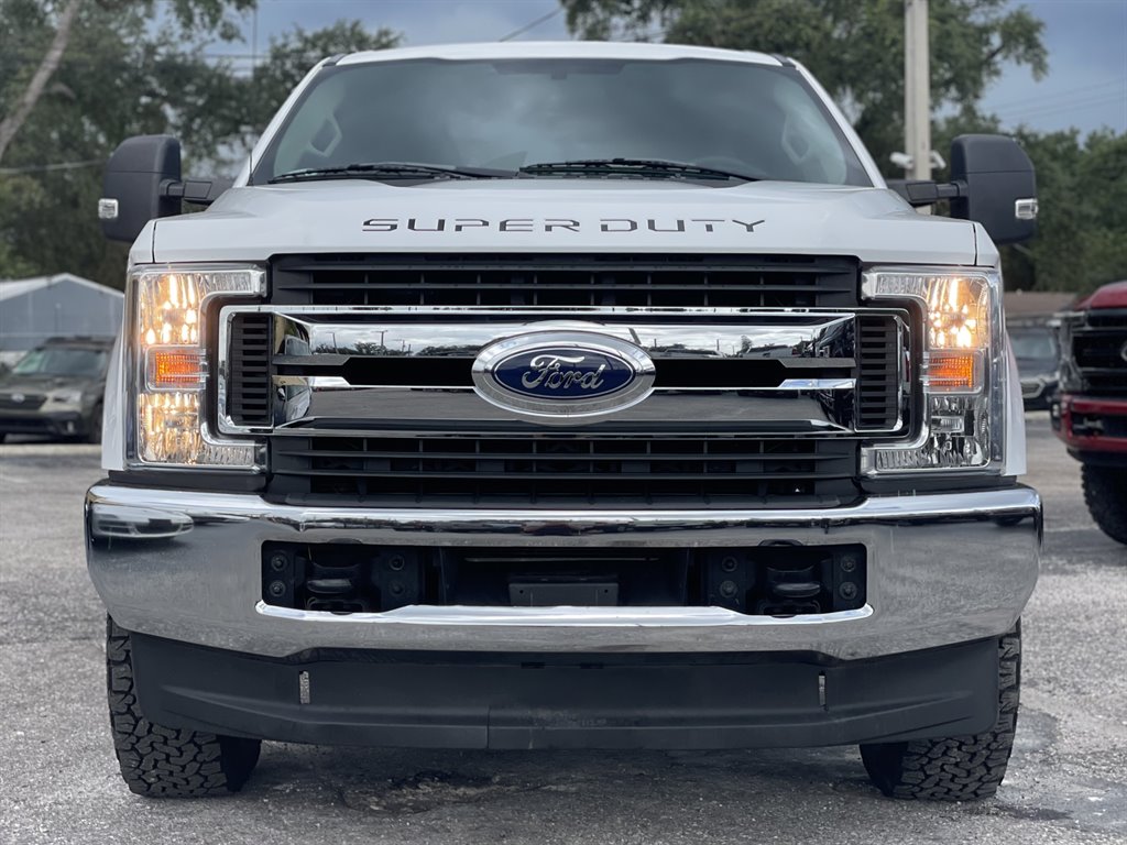 2019 Ford F250 - $28,999