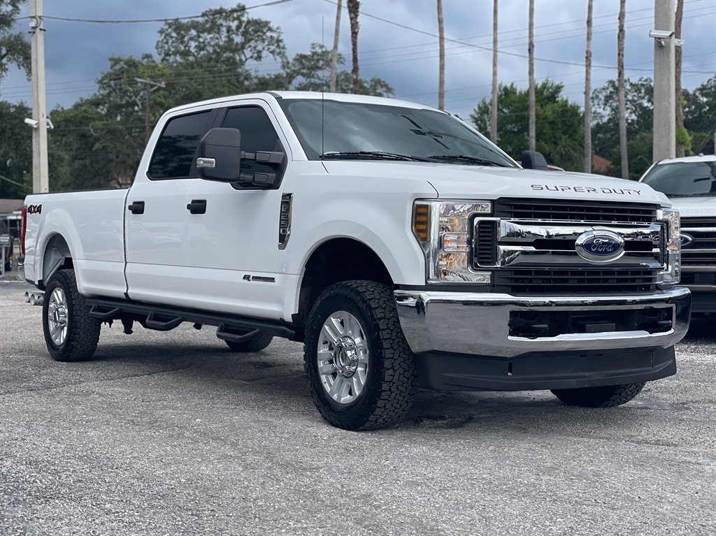 2019 Ford F250 - $28,999