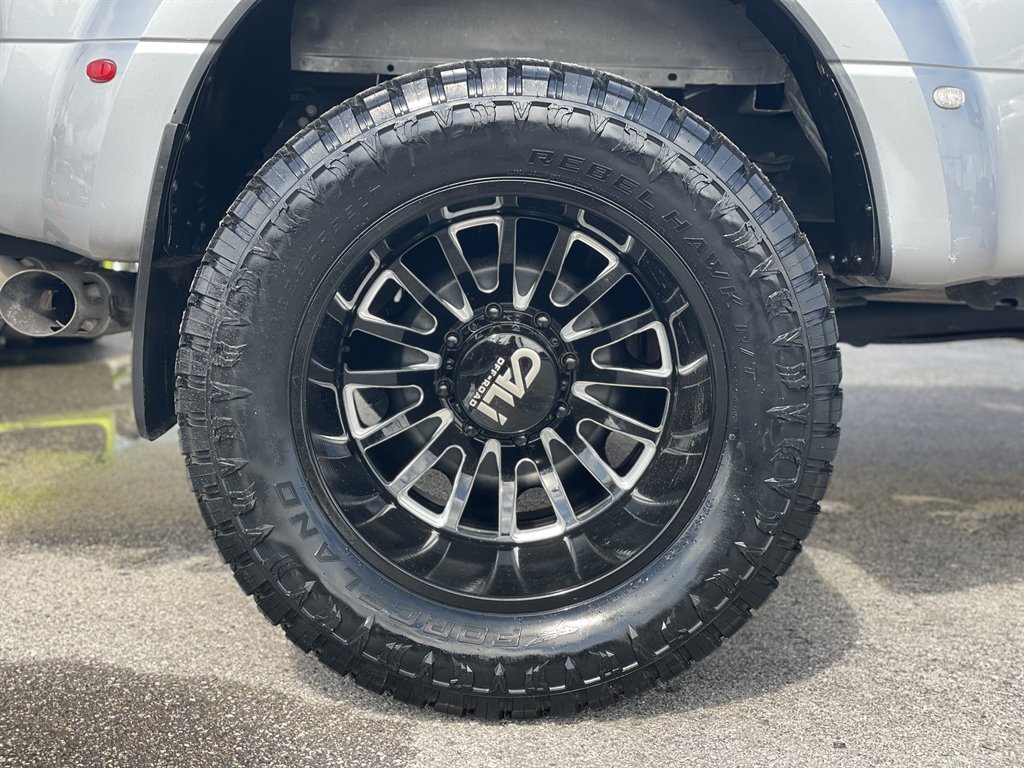 2022 Ford F-350 - $44,999