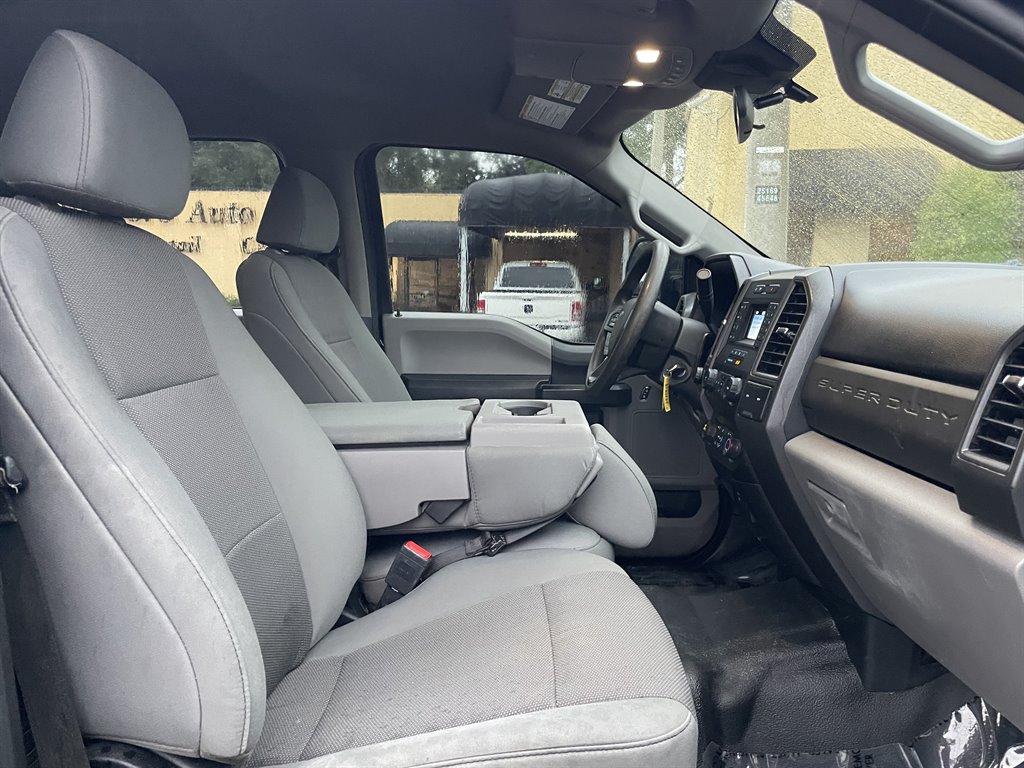 2020 Ford F-350 - $24,999