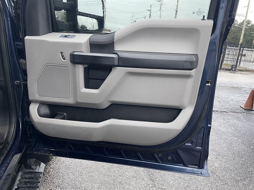 2020 Ford F-350 - $24,999