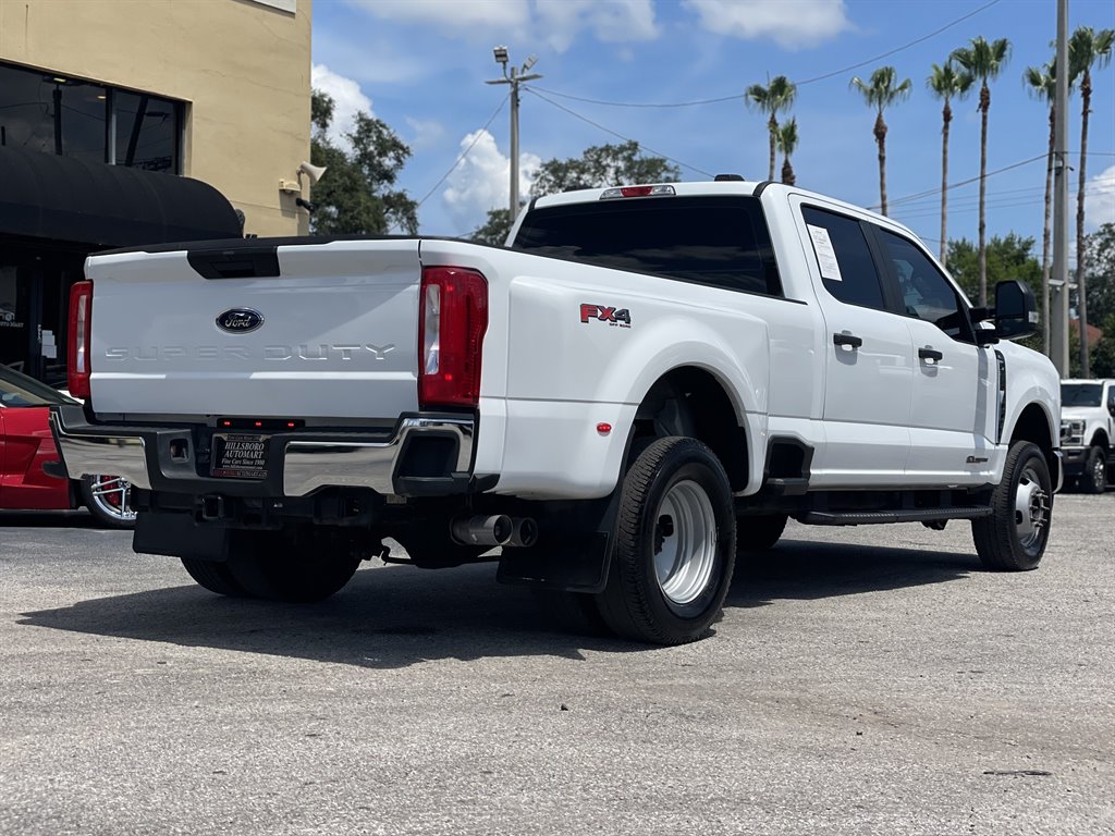 2024 Ford F350 - $51,999