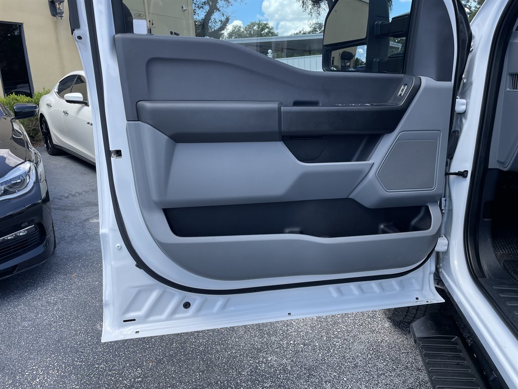 2024 Ford F350 - $51,999