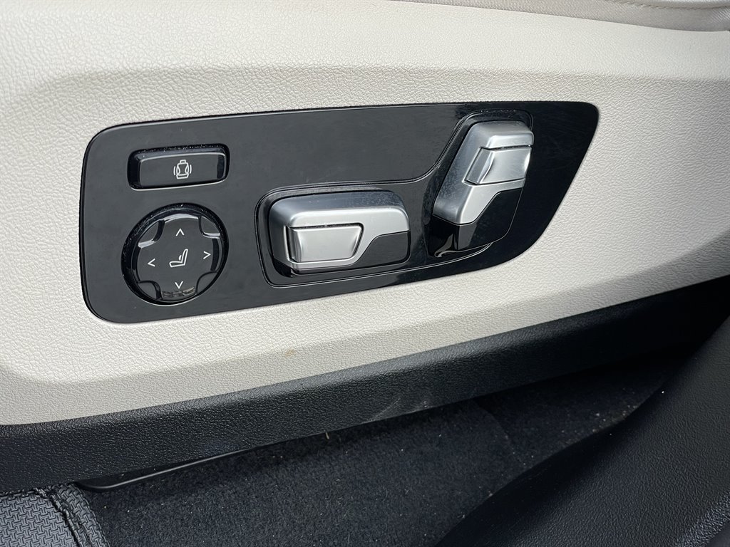2020 BMW X5 - $37,999