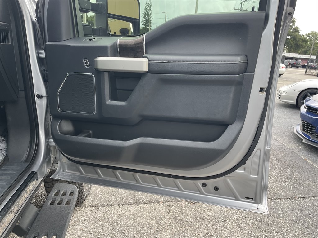 2022 Ford F-250 - $53,999