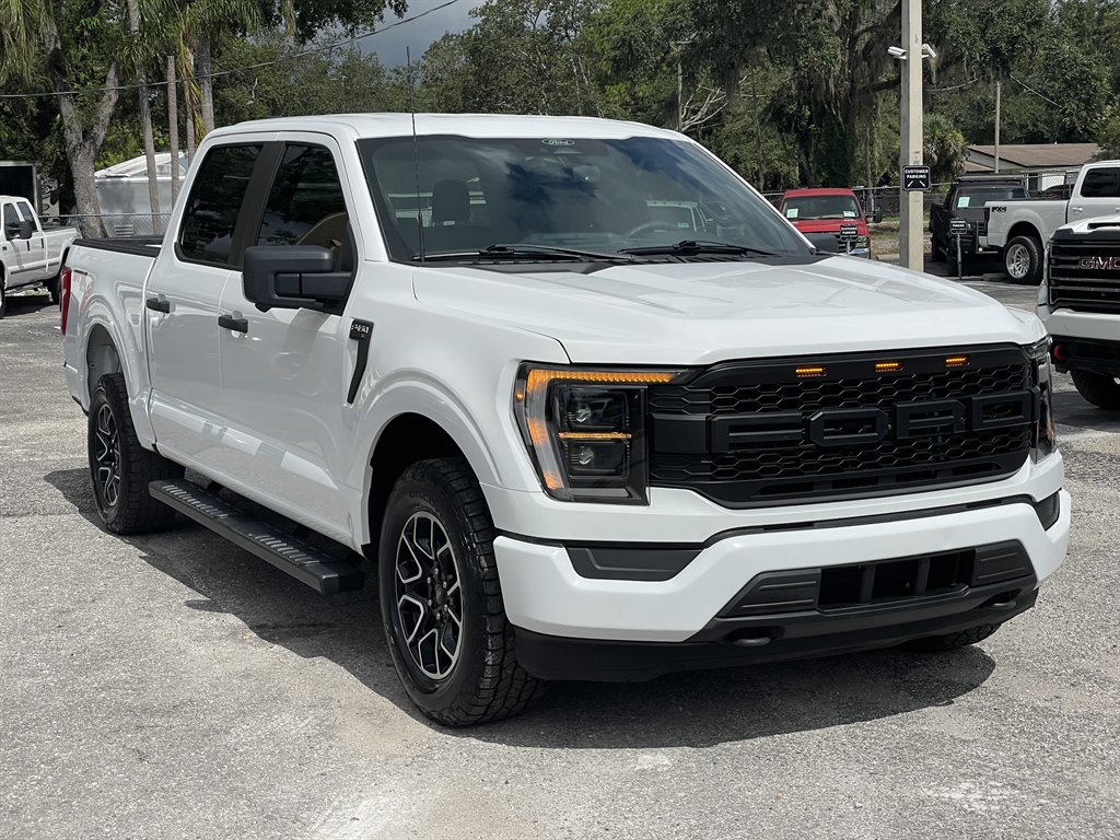 2022 Ford F-150 - $29,999
