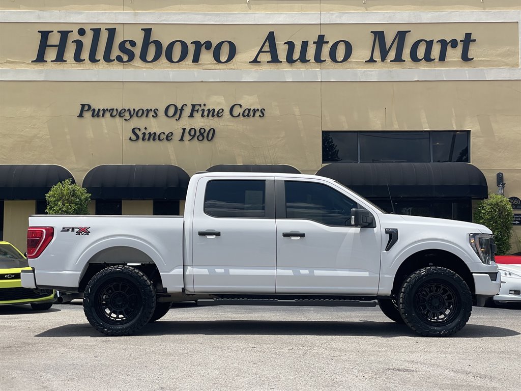 2022 Ford F-150 - $29,999