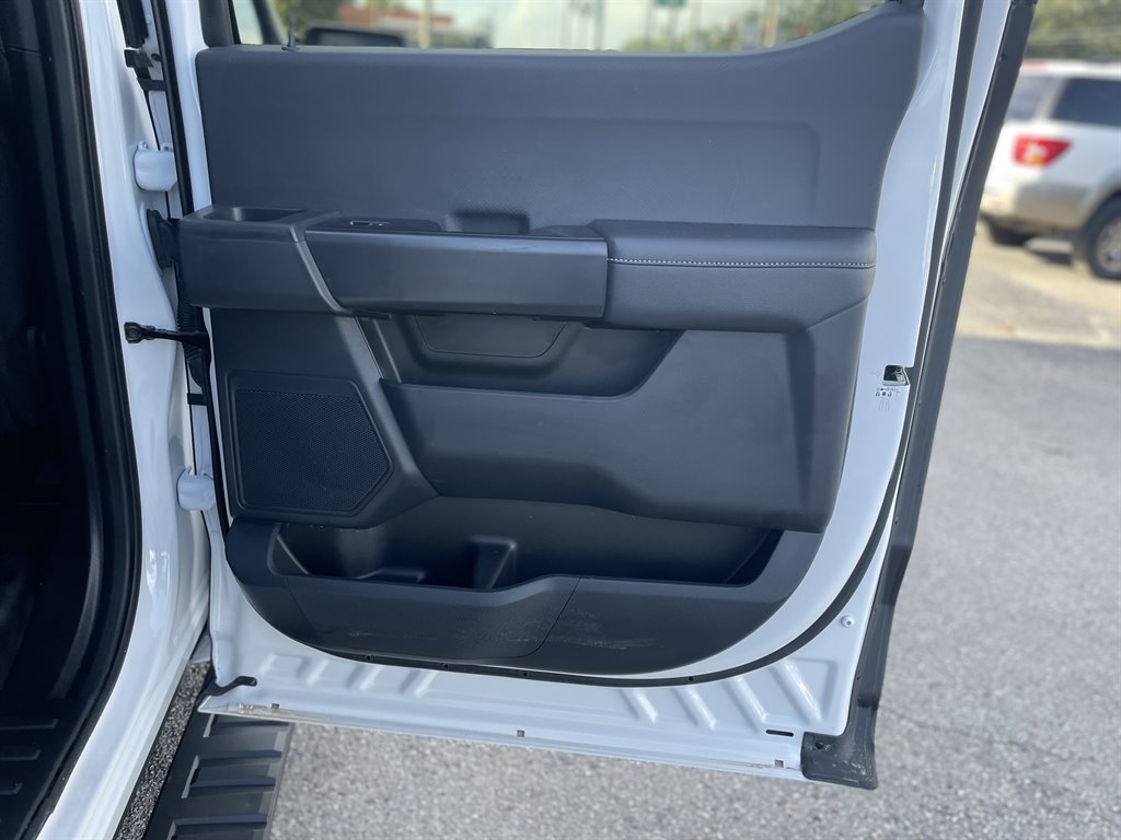 2022 Ford F-150 - $29,999
