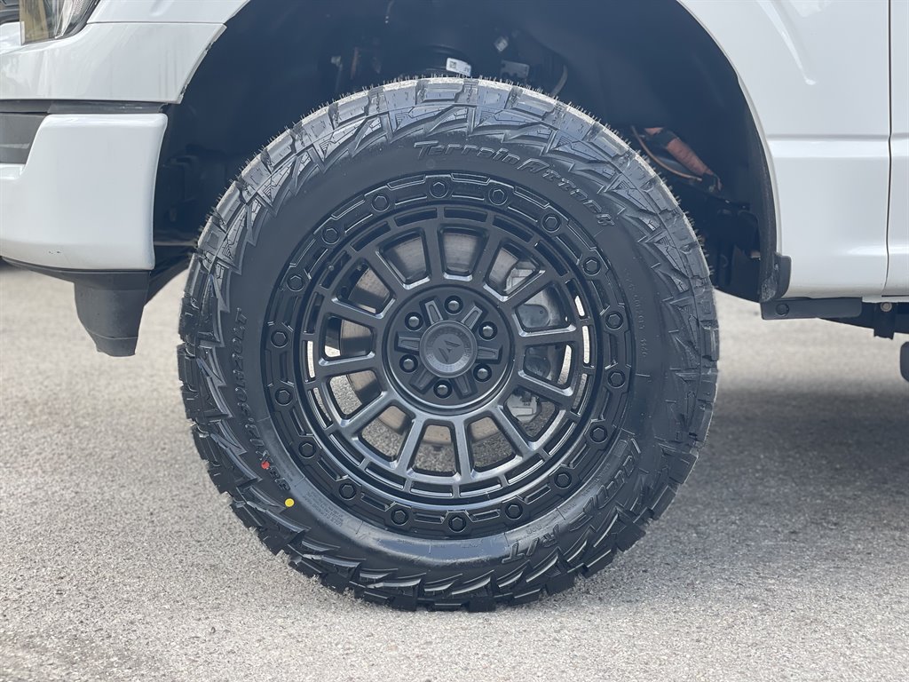 2022 Ford F-150 - $29,999
