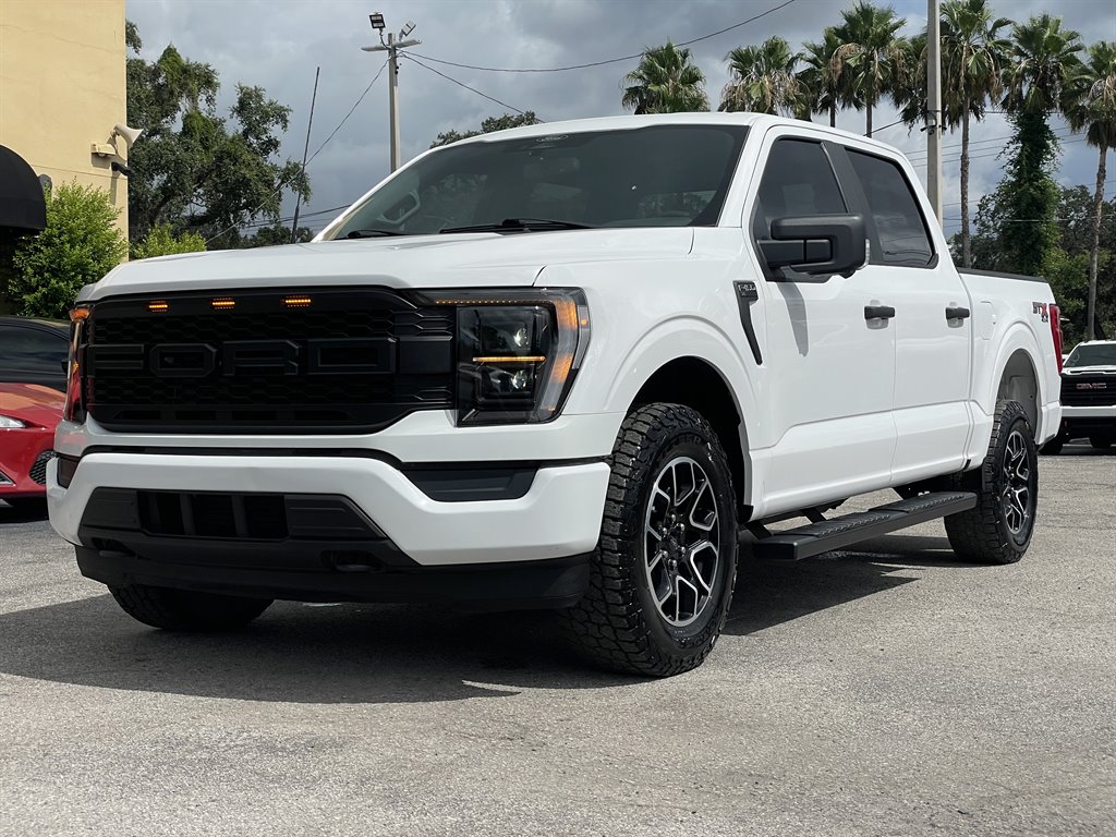 2022 Ford F-150 - $29,999
