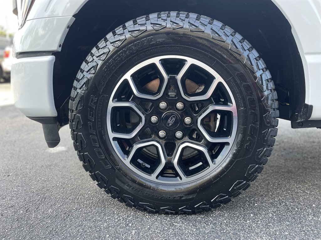 2022 Ford F-150 - $29,999
