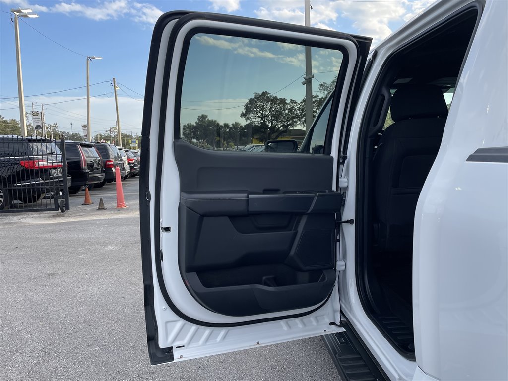 2021 Ford F150 XL photo
