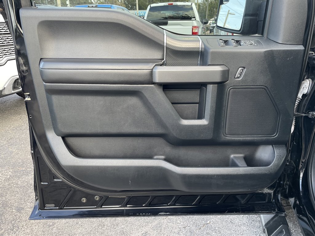 2018 Ford F150 XLT photo
