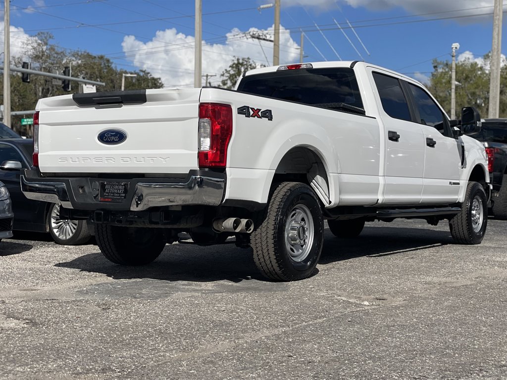 2017 Ford F-250 - $22,999