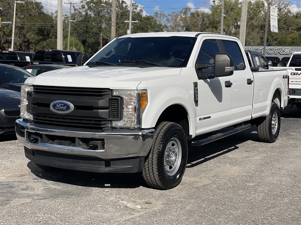 2017 Ford F-250 - $22,999