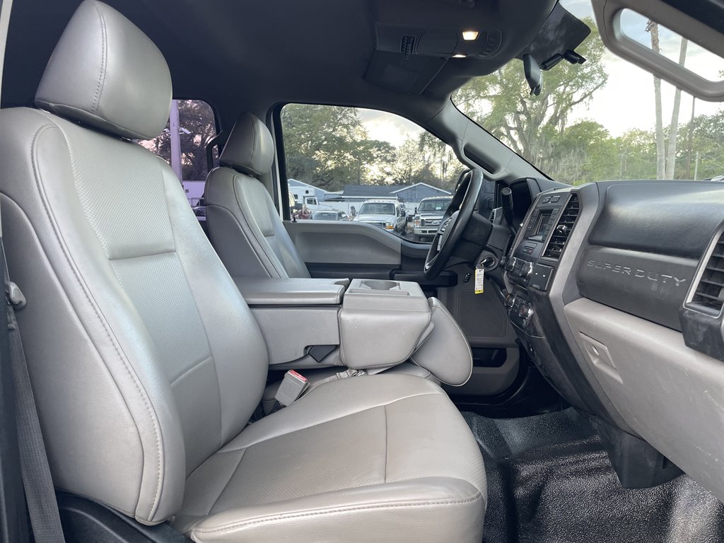 2017 Ford F-250 - $22,999