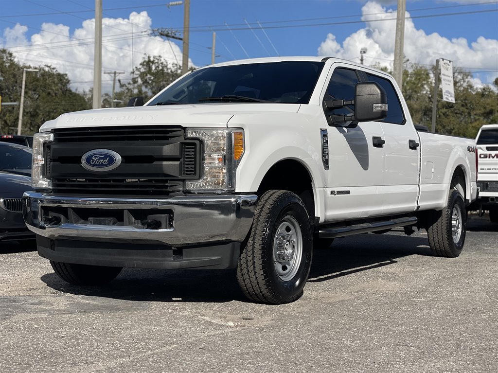 2017 Ford F-250 - $22,999