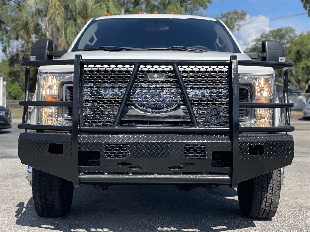 2019 Ford F-350 - $32,999