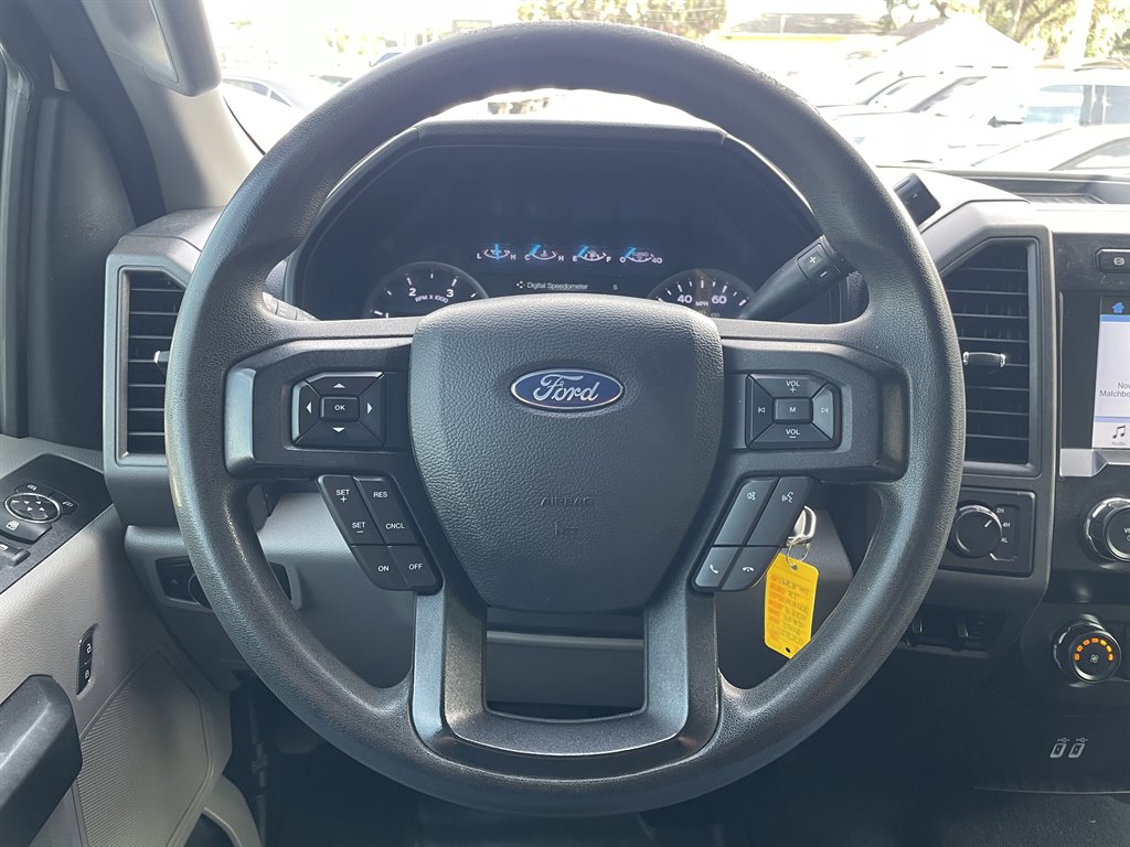 2019 Ford F-350 - $32,999