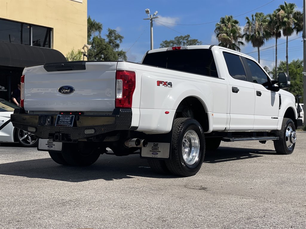 2019 Ford F-350 - $32,999