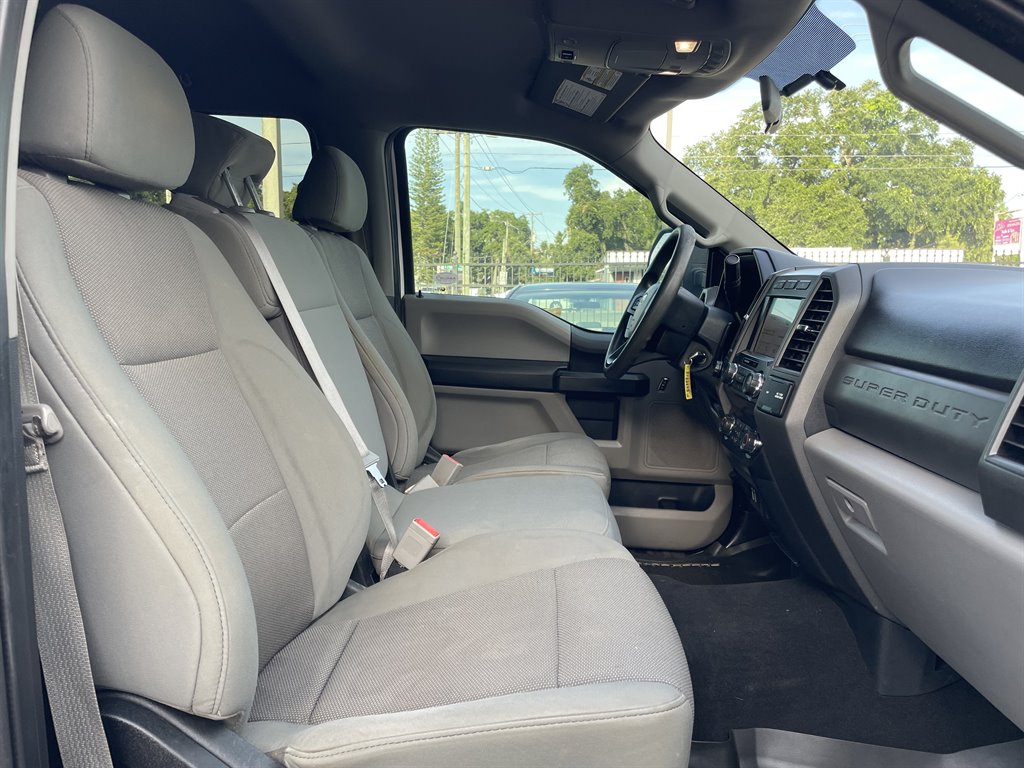 2019 Ford F-350 - $32,999