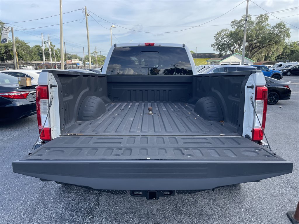 2019 Ford F-350 - $32,999