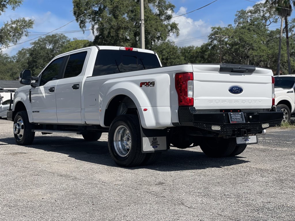 2019 Ford F-350 - $32,999
