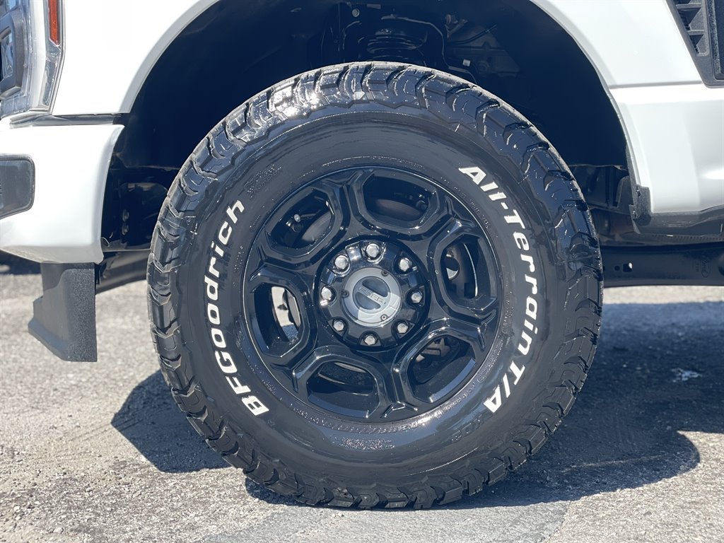 2024 Ford F250 - $53,999