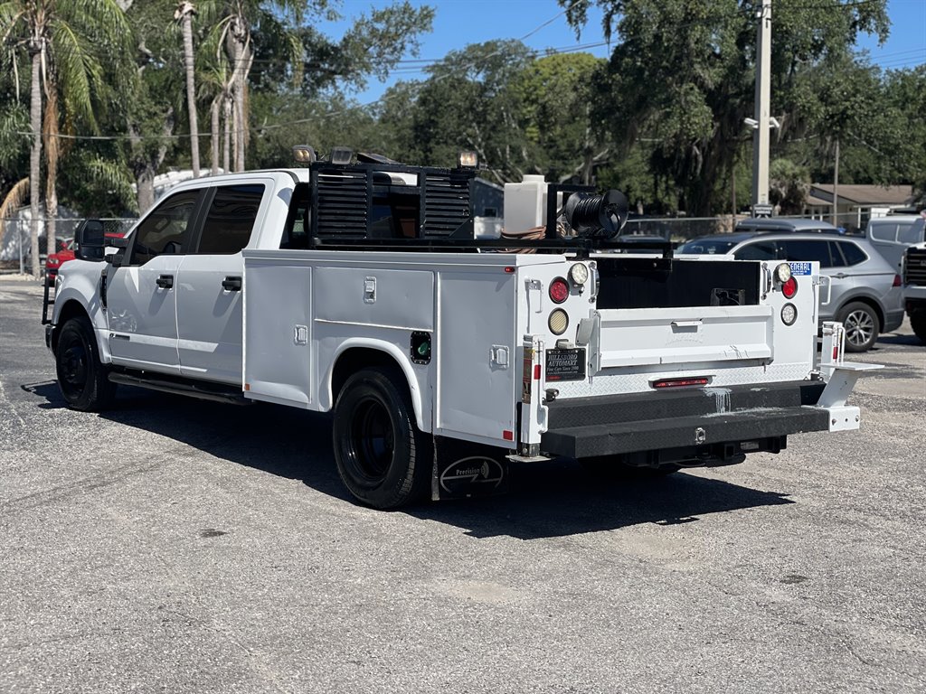 2017 Ford F-350 - $25,999