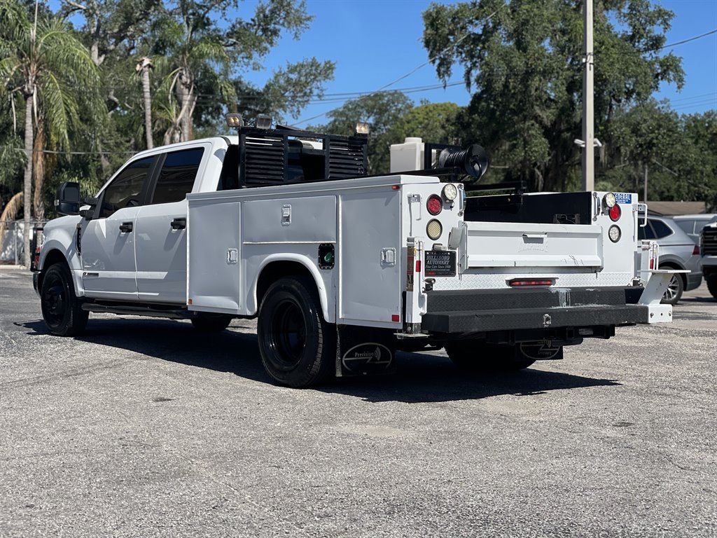 2017 Ford F-350 - $25,999