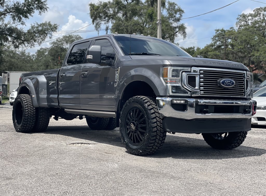 2022 Ford F-350 - $55,999