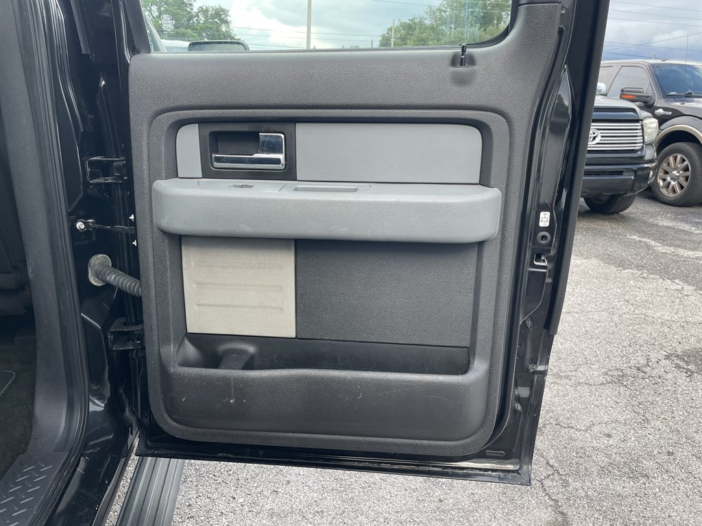 2014 Ford F-150 - $15,999