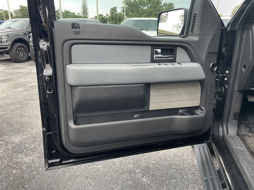 2014 Ford F-150 - $15,999
