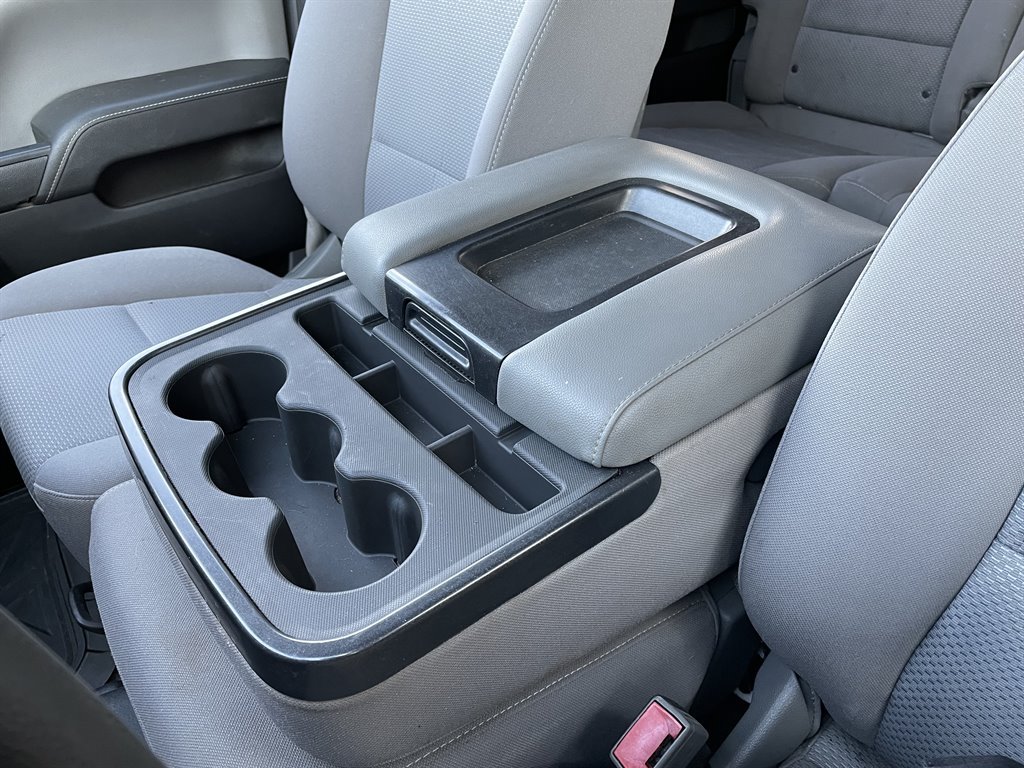 2015 Chevrolet Silverado - $17,999