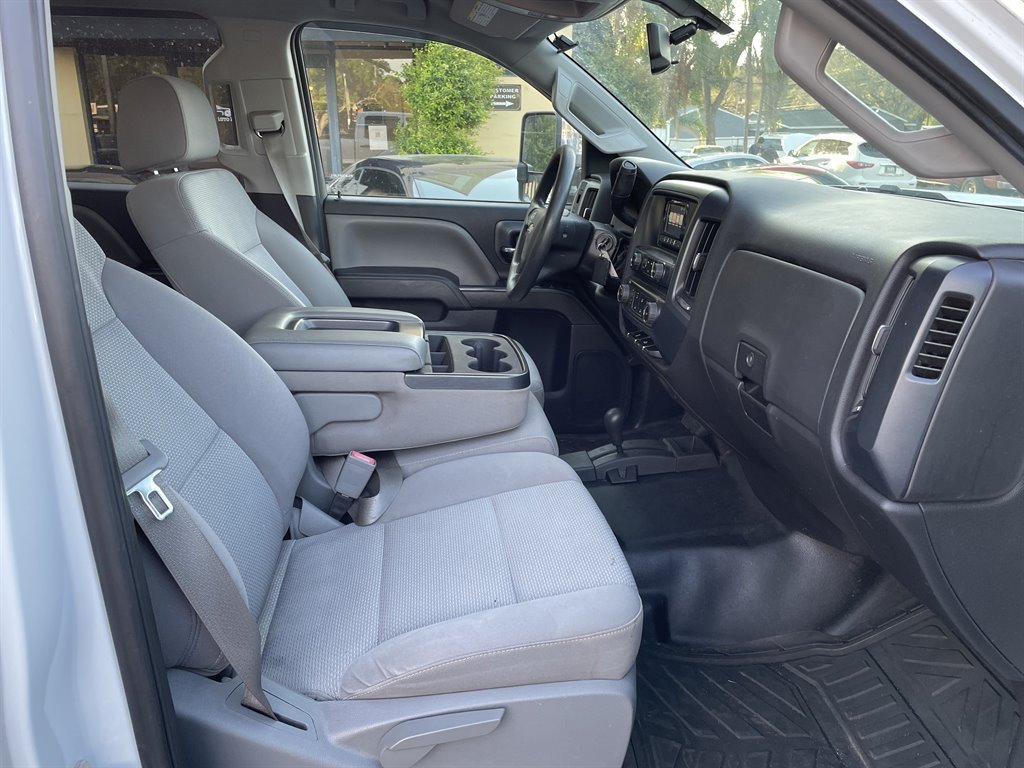 2015 Chevrolet Silverado - $17,999